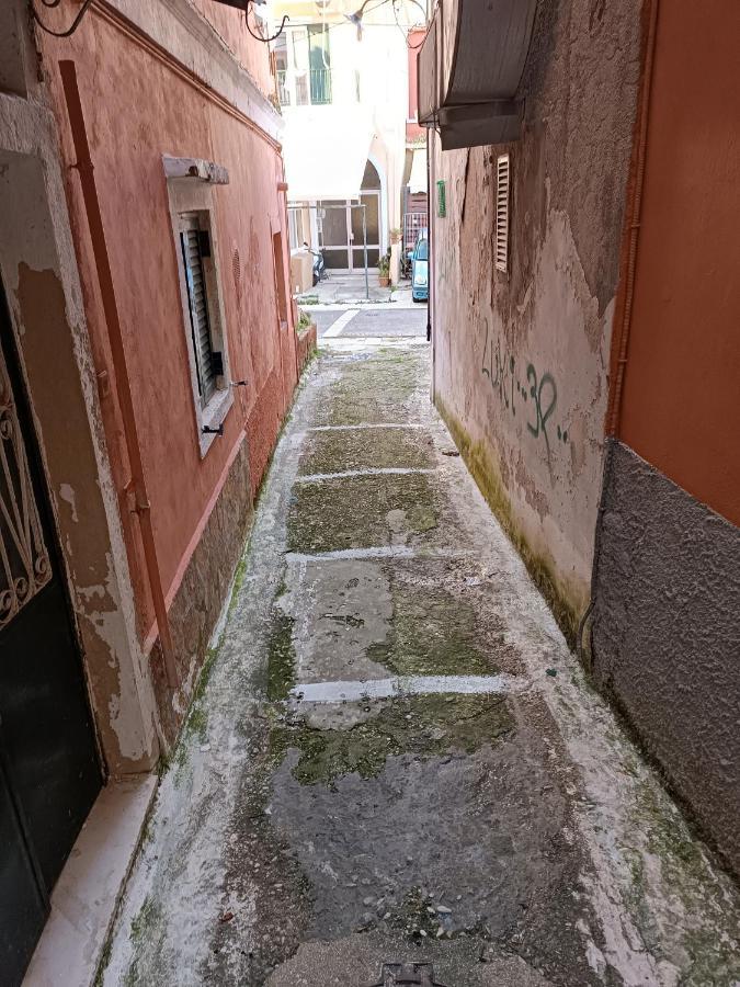 Two-Storey Maisonette Next To The Port Mantouki Bagian luar foto